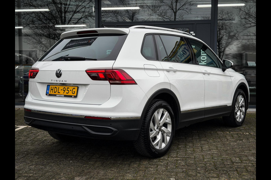 Volkswagen Tiguan 1.5 TSI Life Business CarPlay|Camera|Elektrische achterklep|Stoel/stuurverwarming