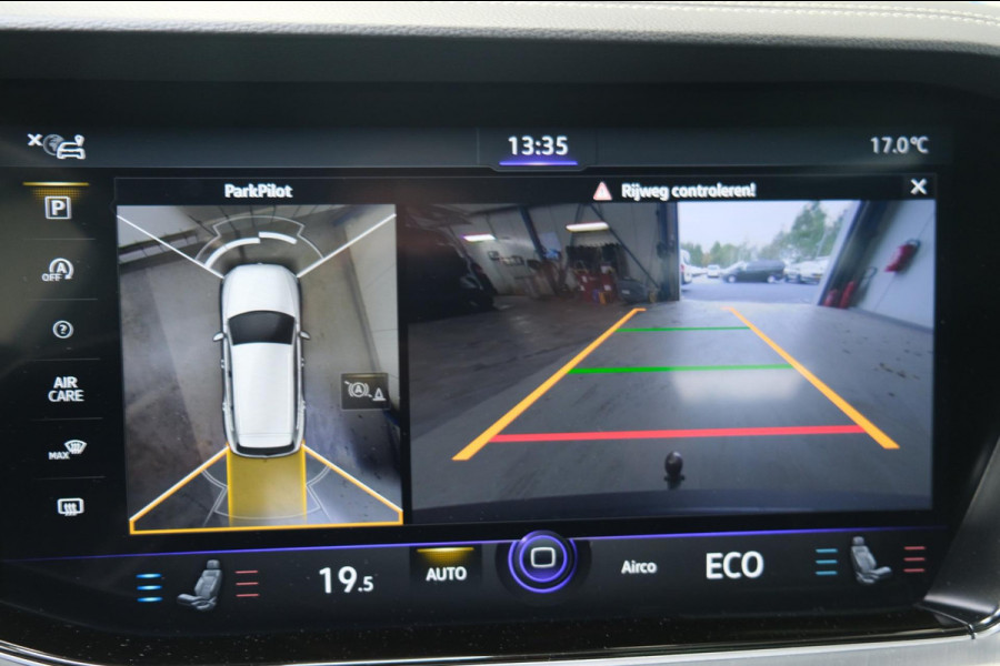 Volkswagen Touareg R-Line 3.0L V6 286pk > GRIJSKENTEKEN < Airco, Cruise, Navi, PDC, Luchtvering, Camera, Schuifdak, Trekhaak.