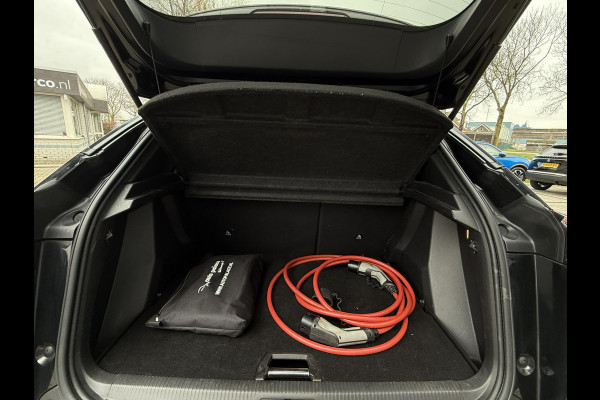 Peugeot e-2008 EV Allure 50 kWh | Navi | Camera | 3D Cockpit