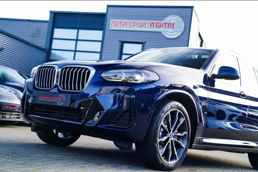 BMW X3 XDrive30e High executive | M-pakket | Panorama | Camera | Harman/Kardon | Stuuwiel verwarmd | Luxe Nappa Leder | 20 inch |