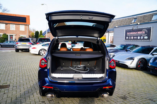 BMW X3 XDrive30e High executive | M-pakket | Panorama | Camera | Harman/Kardon | Stuuwiel verwarmd | Luxe Nappa Leder | 20 inch |