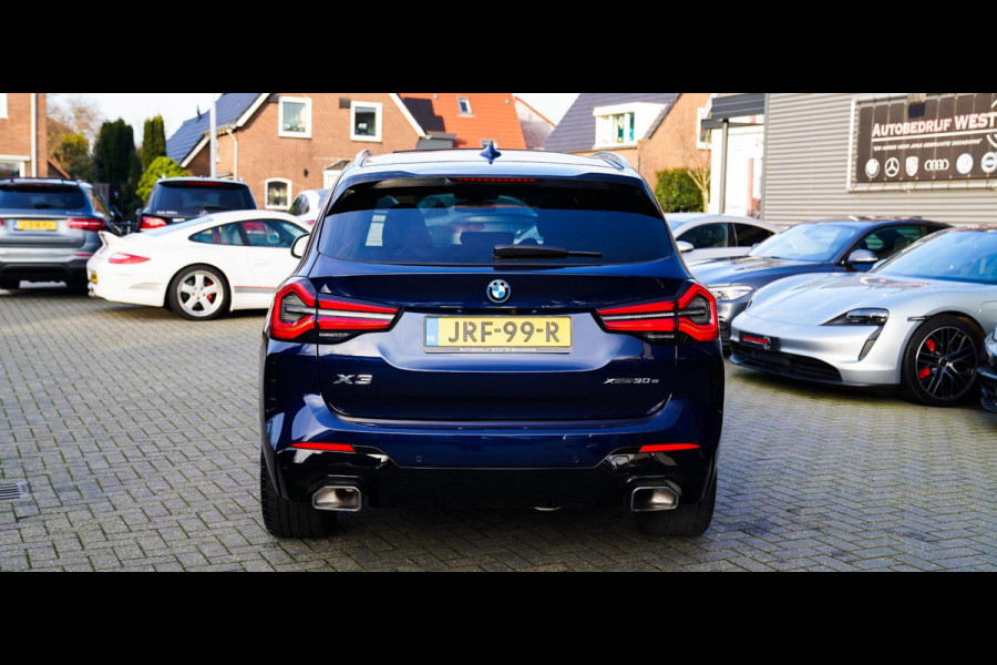 BMW X3 XDrive30e High executive | M-pakket | Panorama | Camera | Harman/Kardon | Stuuwiel verwarmd | Luxe Nappa Leder | 20 inch |