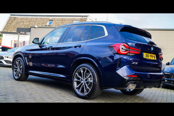 BMW X3 XDrive30e High executive | M-pakket | Panorama | Camera | Harman/Kardon | Stuuwiel verwarmd | Luxe Nappa Leder | 20 inch |