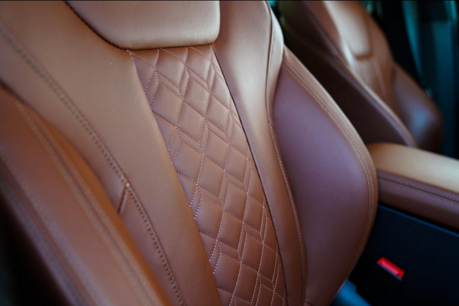 BMW X3 XDrive30e High executive | M-pakket | Panorama | Camera | Harman/Kardon | Stuuwiel verwarmd | Luxe Nappa Leder | 20 inch |