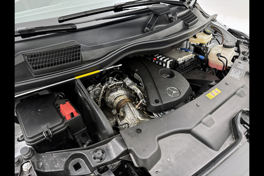 Mercedes-Benz Vito 116 CDI L2 Pro Led voor + achter Parkeerpakket Achterklep Trekhaak Achteruitrijcamera Apple Carplay/Android Auto Betimmering Cru