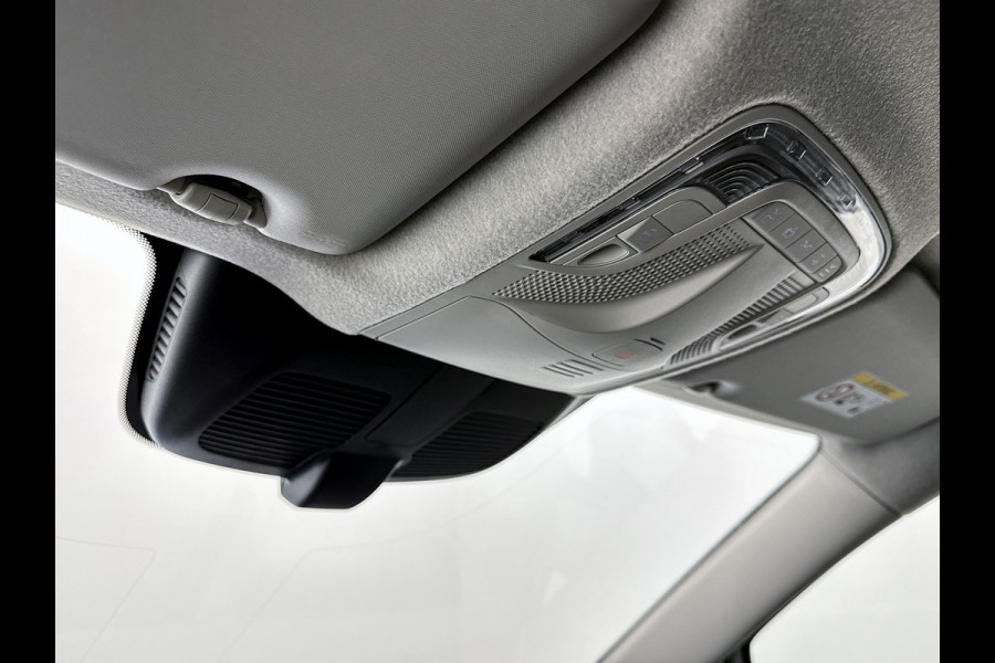 Mercedes-Benz Vito 116 CDI L2 Pro Led voor + achter Parkeerpakket Achterklep Trekhaak Achteruitrijcamera Apple Carplay/Android Auto Betimmering Cru