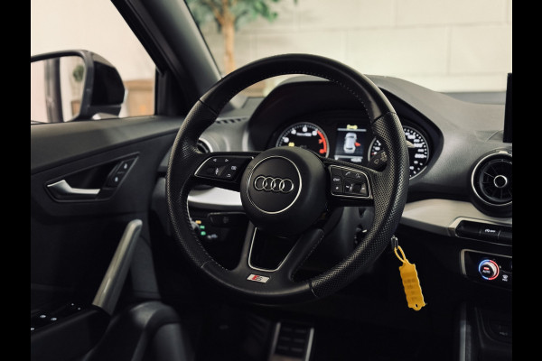 Audi Q2 35 TFSI S Edition S-Line | LED | Camera | Trekhaak