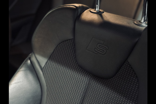 Audi Q2 35 TFSI S Edition S-Line | LED | Camera | Trekhaak
