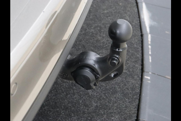 Volvo V60 2.0 B4 Inscription | Trekhaak | Leder | Stoel & stuurverwarming | Camera | Adaptive cruise | Carplay | Navigatie | Keyless | Climate control | Parkeerhulp