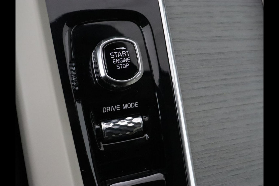 Volvo V60 2.0 B4 Inscription | Trekhaak | Leder | Stoel & stuurverwarming | Camera | Adaptive cruise | Carplay | Navigatie | Keyless | Climate control | Parkeerhulp