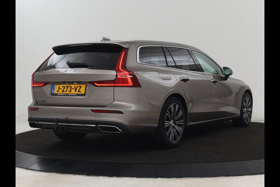 Volvo V60 2.0 B4 Inscription | Trekhaak | Leder | Stoel & stuurverwarming | Camera | Adaptive cruise | Carplay | Navigatie | Keyless | Climate control | Parkeerhulp