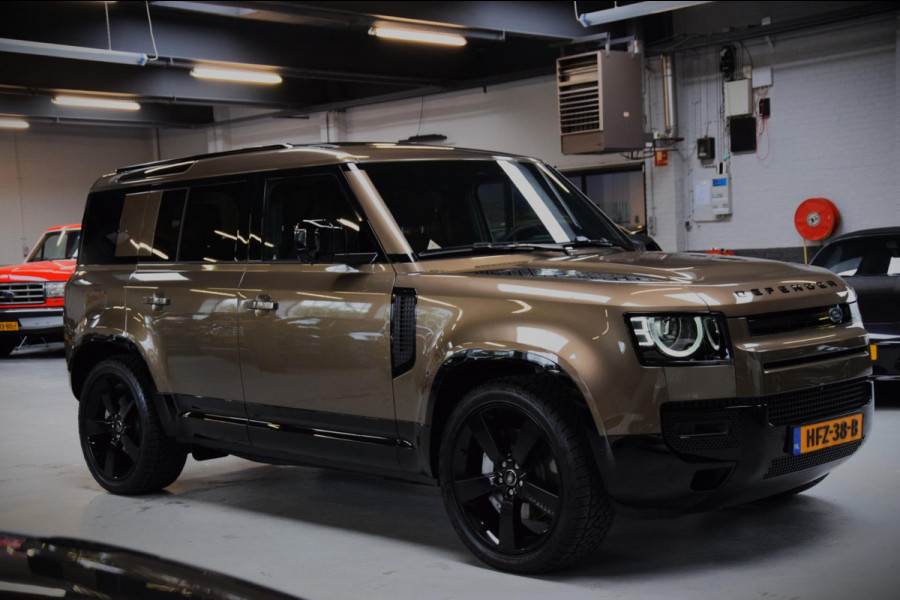 Land Rover Defender 110 2.0 P300e 110 X-Dynamic Navi|Leder|GARANTIE|22 Inch|Org.NL|Koelbox|1e Eig.|Panoramadak
