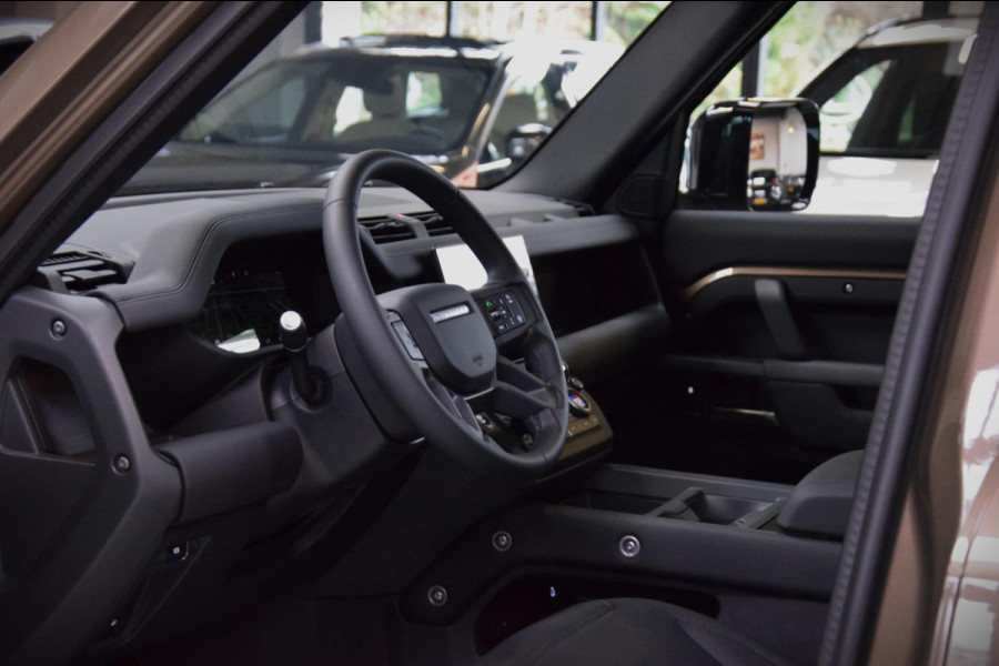 Land Rover Defender 110 2.0 P300e 110 X-Dynamic Navi|Leder|GARANTIE|22 Inch|Org.NL|Koelbox|1e Eig.|Panoramadak