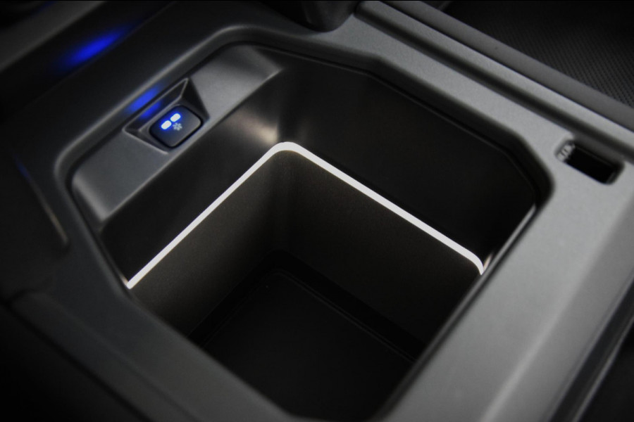 Land Rover Defender 110 2.0 P300e 110 X-Dynamic Navi|Leder|GARANTIE|22 Inch|Org.NL|Koelbox|1e Eig.|Panoramadak