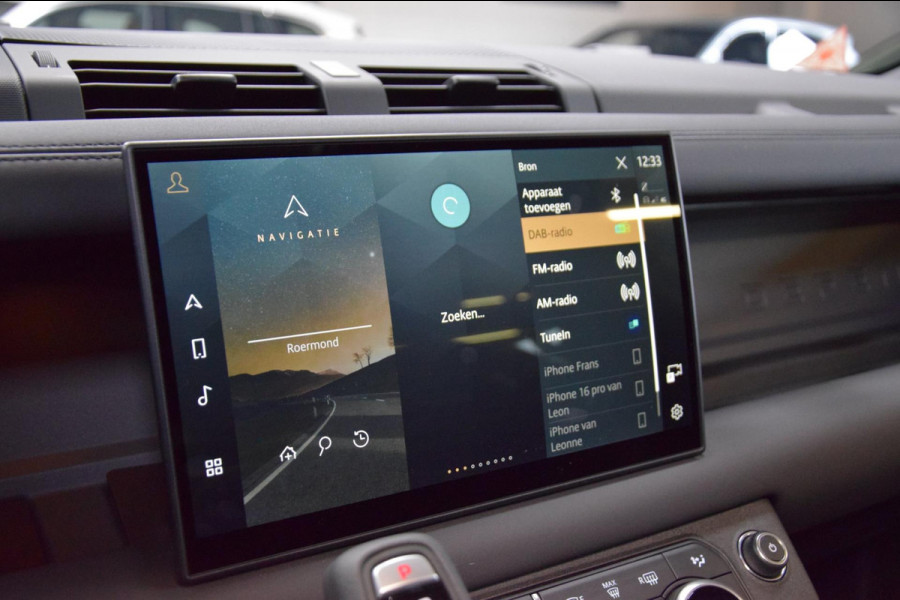 Land Rover Defender 110 2.0 P300e 110 X-Dynamic Navi|Leder|GARANTIE|22 Inch|Org.NL|Koelbox|1e Eig.|Panoramadak