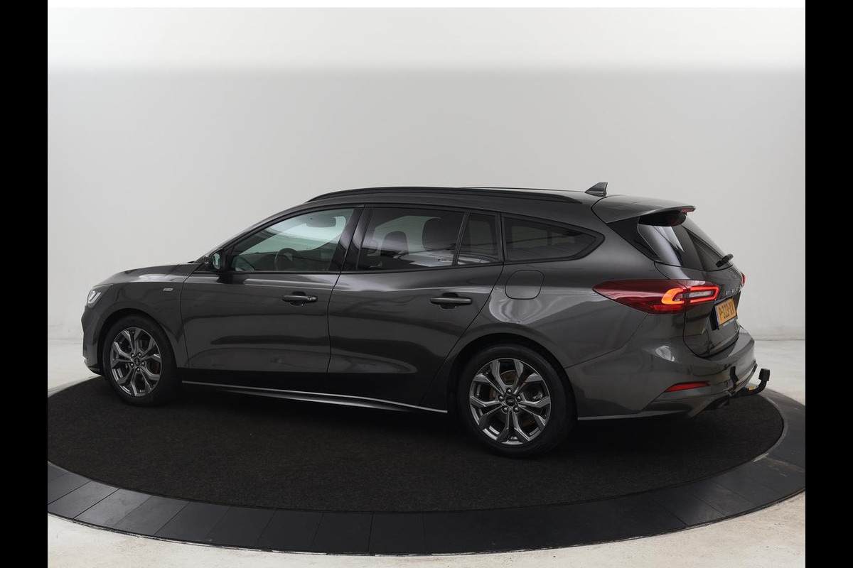 Ford Focus 1.0 EcoBoost Hybrid ST Line X | Trekhaak | Stoel & stuurverwarming | Camera | Carplay | B&O Sound | Navigatie | Keyless | Full LED | Climate control | Cruise control