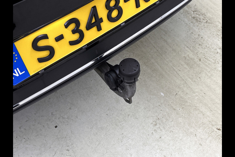 Mercedes-Benz CLA-Klasse 200 Business Solution Progressive(Dealer OnderH, SfeerV, Camera, Trekhaak, StoelV, Carplay, PDC, Etc)