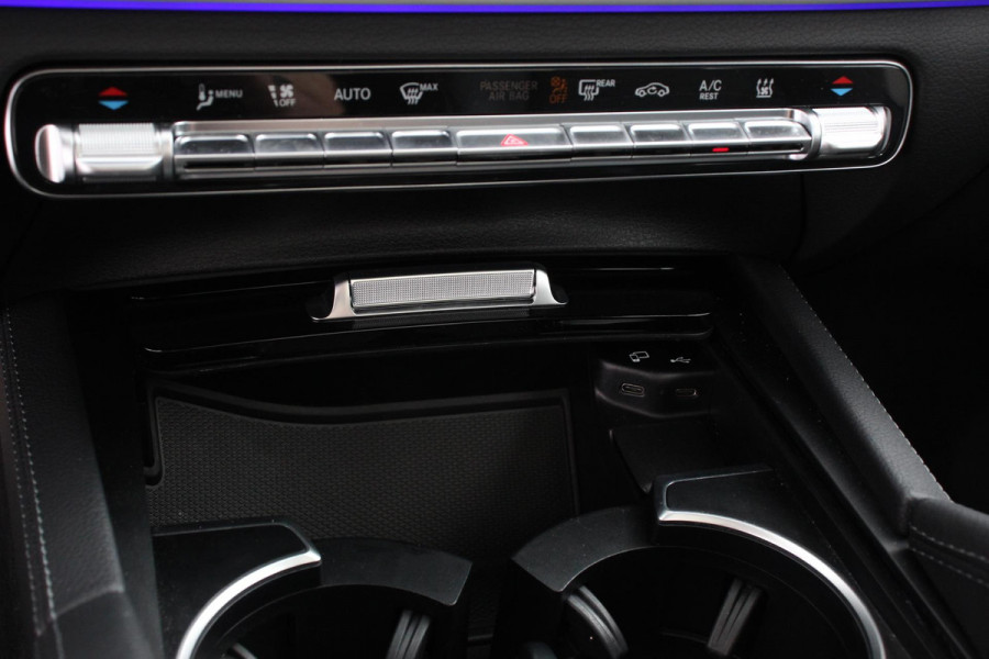 Mercedes-Benz GLE 350 e 4MATIC Plug in Hybride AMG Night | Panorama dak | Navigatie | Climate Control | Led | Dab | Camera | Wegklapbare Trekhaak |