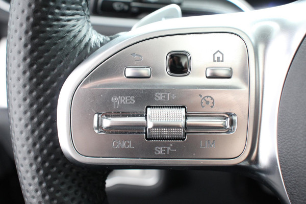 Mercedes-Benz GLE 350 e 4MATIC Plug in Hybride AMG Night | Panorama dak | Navigatie | Climate Control | Led | Dab | Camera | Wegklapbare Trekhaak |