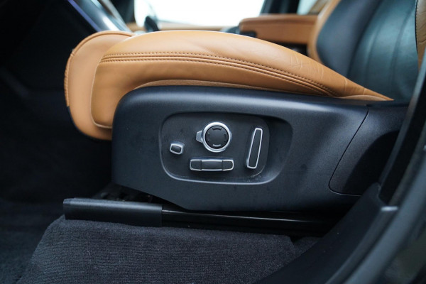 Land Rover Range Rover Sport P400e HSE Dynamic Stealth | 23 inch | Panorama | HuD | Two Tone Leder | Adaptieve Cruise | DVD Achter