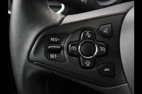 Opel Astra 1.4 Turbo Innovation | 150pk | Automaat | Camera | Carplay | Navigatie | Climate control | Parkeerhulp | Cruise control | Bluetooth