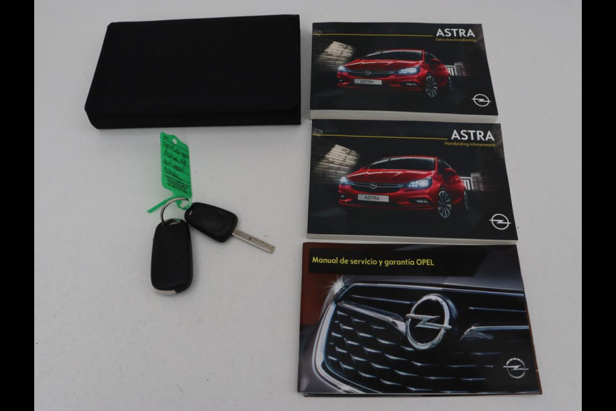 Opel Astra 1.4 Turbo Innovation | 150pk | Automaat | Camera | Carplay | Navigatie | Climate control | Parkeerhulp | Cruise control | Bluetooth