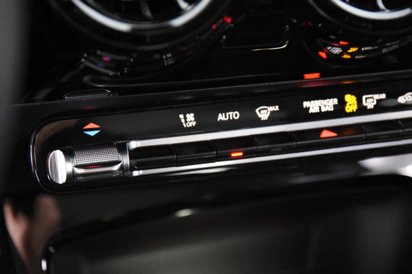 Mercedes-Benz A-Klasse 180 *1ste Eigenaar*Stoelverwarming*Camera*