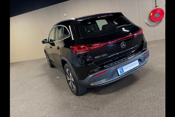 Mercedes-Benz EQA 250 PROGRESSIVE 67 kWh BTW SOH 92%-CAMERA-SFEERVERLICHTING-STOELVERWARMING-1E EIGENAAR