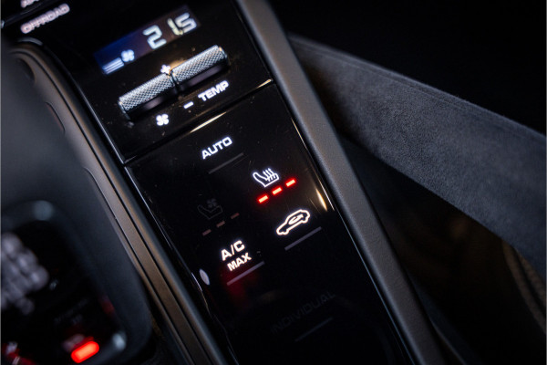 Porsche Cayenne Coupé 4.0 Turbo GT - Mahogany Metallic | Sport Chrono + | Alcantara | Bose | Memory