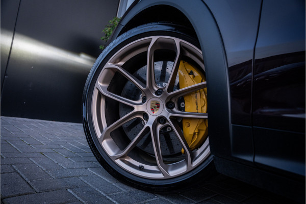 Porsche Cayenne Coupé 4.0 Turbo GT - Mahogany Metallic | Sport Chrono + | Alcantara | Bose | Memory