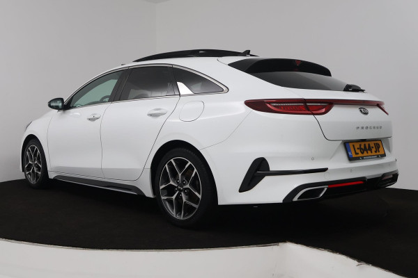 Kia ProCeed 1.5 T-GDI GT-PlusLine (PANORAMADAK, ACHTERUITRIJCAMERA, ELEKTR STOELEN, STOEL/STUUR VERWARMING)