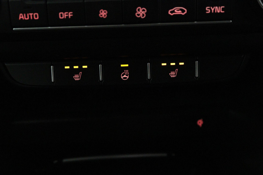 Kia ProCeed 1.5 T-GDI GT-PlusLine (PANORAMADAK, ACHTERUITRIJCAMERA, ELEKTR STOELEN, STOEL/STUUR VERWARMING)