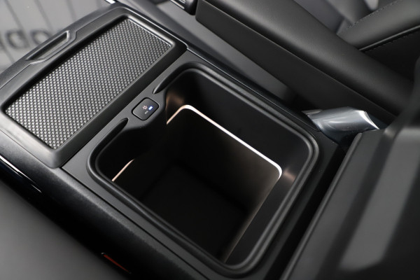 Land Rover Range Rover 3.0 P550e Autobiography | 550PK | Achterasbesturing | Massage | Head-up | Luchtvering | Keyless-go | Meridian signature | Sfeerv