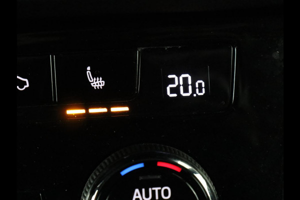 Škoda Superb 1.4 TSI iV Sportline | Trekhaak | 360 Camera | Achterbankverwarming | Adaptive cruise | Alcantara | Matrix LED | Carplay | Keyless | Sportstoelen | Memory | Navigatie | Stuurverwarming | PHEV | Plug In