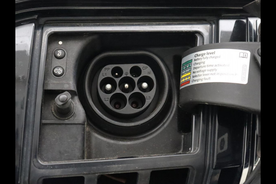 Škoda Superb 1.4 TSI iV Sportline | Trekhaak | 360 Camera | Achterbankverwarming | Adaptive cruise | Alcantara | Matrix LED | Carplay | Keyless | Sportstoelen | Memory | Navigatie | Stuurverwarming | PHEV | Plug In