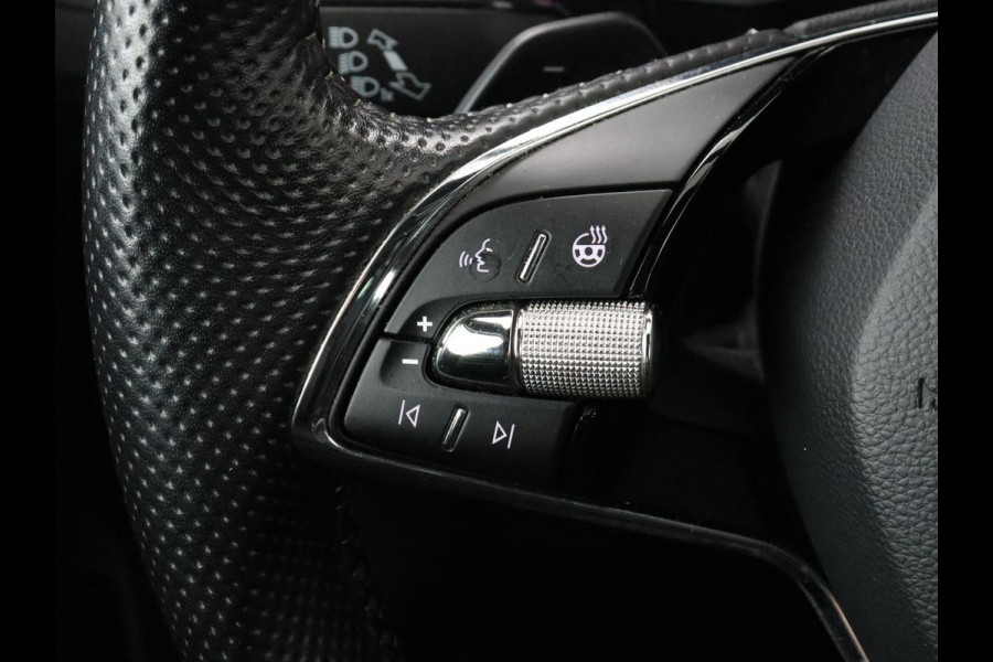 Škoda Superb 1.4 TSI iV Sportline | Trekhaak | 360 Camera | Achterbankverwarming | Adaptive cruise | Alcantara | Matrix LED | Carplay | Keyless | Sportstoelen | Memory | Navigatie | Stuurverwarming | PHEV | Plug In