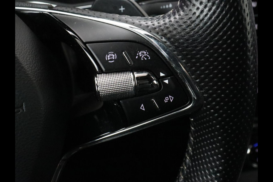 Škoda Superb 1.4 TSI iV Sportline | Trekhaak | 360 Camera | Achterbankverwarming | Adaptive cruise | Alcantara | Matrix LED | Carplay | Keyless | Sportstoelen | Memory | Navigatie | Stuurverwarming | PHEV | Plug In