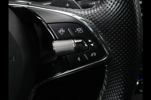 Škoda Superb 1.4 TSI iV Sportline | Trekhaak | 360 Camera | Achterbankverwarming | Adaptive cruise | Alcantara | Matrix LED | Carplay | Keyless | Sportstoelen | Memory | Navigatie | Stuurverwarming | PHEV | Plug In