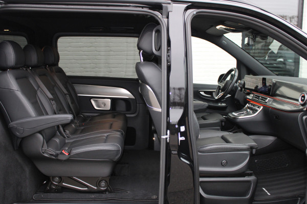 Mercedes-Benz V-Klasse 300d / XXL / 4-matic / DC / AMG / Burmester / Elec Stoelen / Vol Opties / NIEUWSTAAT