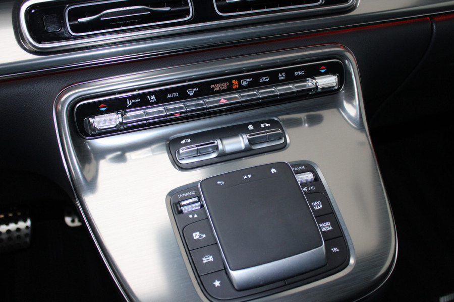 Mercedes-Benz V-Klasse 300d / XXL / 4-matic / DC / AMG / Burmester / Elec Stoelen / Vol Opties / NIEUWSTAAT