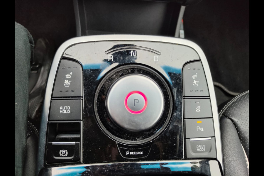 Kia e-Niro Executive 64kWh SOH 100% Leer Elek.Stoel+Memory Warmtepomp Pdc Navi Ecc Camera Apple Carplay Android Auto Stoelverwarming+Koeling Stuurverwarming Lmv Privacy Glas DAB Vess Lane Assist Blind Spot 1e Eigenaar Origineel Nederlandse Auto Zeer compleet!