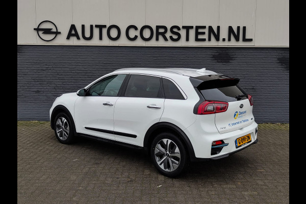 Kia e-Niro Executive 64kWh SOH 100% Leer Elek.Stoel+Memory Warmtepomp Pdc Navi Ecc Camera Apple Carplay Android Auto Stoelverwarming+Koeling Stuurverwarming Lmv Privacy Glas DAB Vess Lane Assist Blind Spot 1e Eigenaar Origineel Nederlandse Auto Zeer compleet!