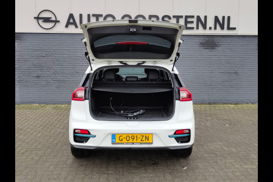 Kia e-Niro Executive 64kWh SOH 100% Leer Elek.Stoel+Memory Warmtepomp Pdc Navi Ecc Camera Apple Carplay Android Auto Stoelverwarming+Koeling Stuurverwarming Lmv Privacy Glas DAB Vess Lane Assist Blind Spot 1e Eigenaar Origineel Nederlandse Auto Zeer compleet!