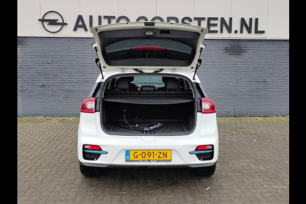 Kia e-Niro Executive 64kWh SOH 100% Leer Elek.Stoel+Memory Warmtepomp Pdc Navi Ecc Camera Apple Carplay Android Auto Stoelverwarming+Koeling Stuurverwarming Lmv Privacy Glas DAB Vess Lane Assist Blind Spot 1e Eigenaar Origineel Nederlandse Auto Zeer compleet!