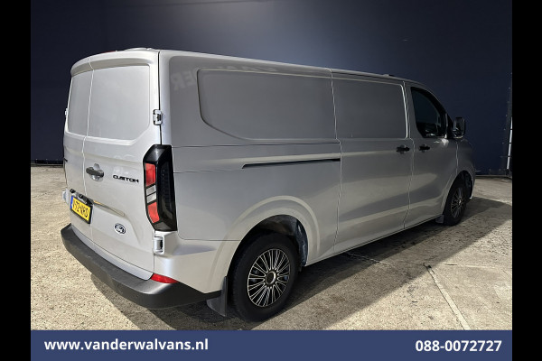 Ford Transit Custom 2.0 TDCI 136pk L2H1 Euro6 Airco | Camera | LED | Cruisecontrol | Verwarmde voorruit Parkeersensoren, Bijrijdersbank, 2800kg trekvermogen