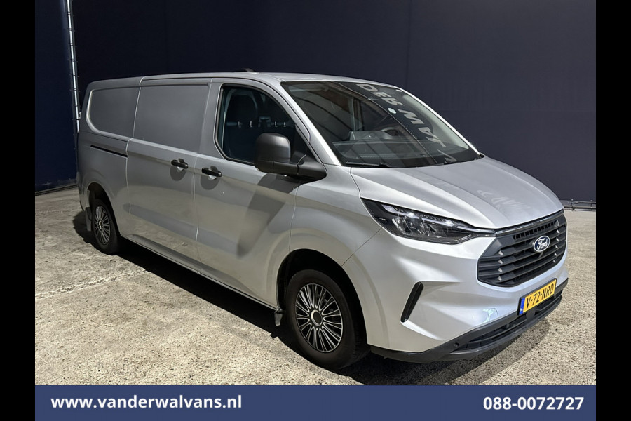 Ford Transit Custom 2.0 TDCI 136pk L2H1 Euro6 Airco | Camera | LED | Cruisecontrol | Verwarmde voorruit Parkeersensoren, Bijrijdersbank, 2800kg trekvermogen