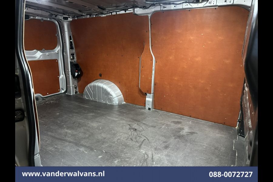 Ford Transit Custom 2.0 TDCI 136pk L2H1 Euro6 Airco | Camera | LED | Cruisecontrol | Verwarmde voorruit Parkeersensoren, Bijrijdersbank, 2800kg trekvermogen