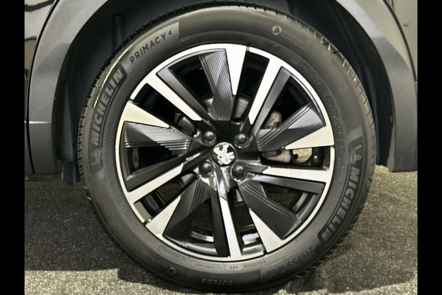 Peugeot e-2008 EV Allure 50 kWh Panoramadak | Cruise Control | 18 "Inch LM Velgen