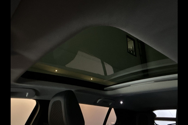 Peugeot e-2008 EV Allure 50 kWh Panoramadak | Cruise Control | 18 "Inch LM Velgen