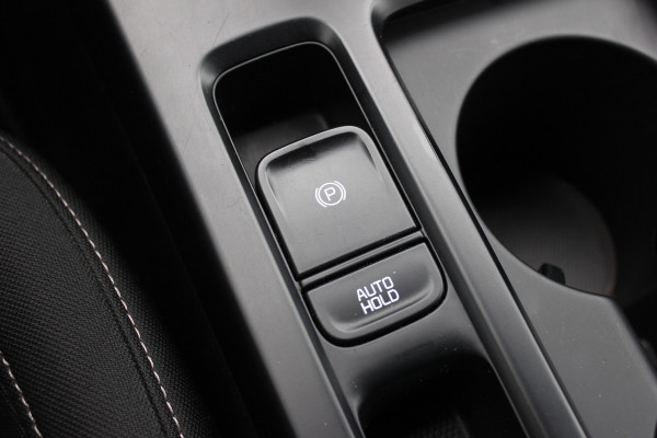 Kia Ceed Sportswagon 1.5 T-GDi DynamicLine / Trekhaak / Camera / Navigatie / 16'' / LED Koplampen / DAB / ACC